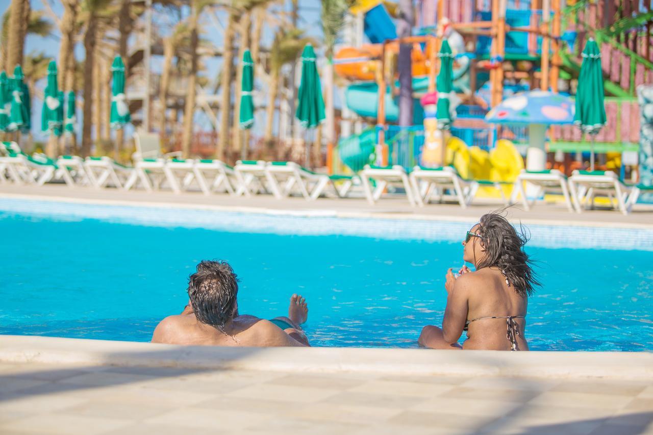 Отель Emerald Aqua Park City Хургада Экстерьер фото