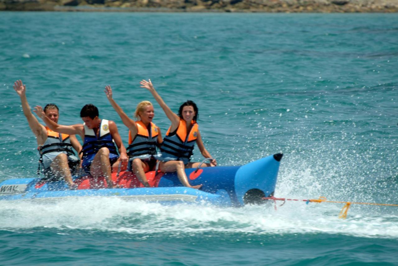 Отель Emerald Aqua Park City Хургада Экстерьер фото
